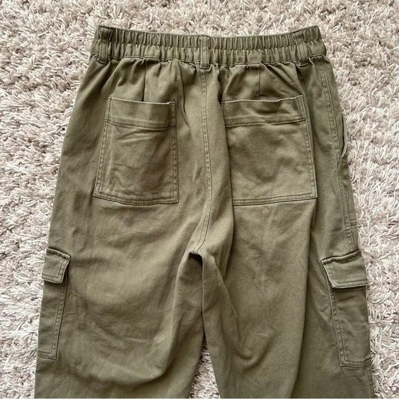 UGG - Kensley Cargo Pant - Olive - Picture 12 of 15
